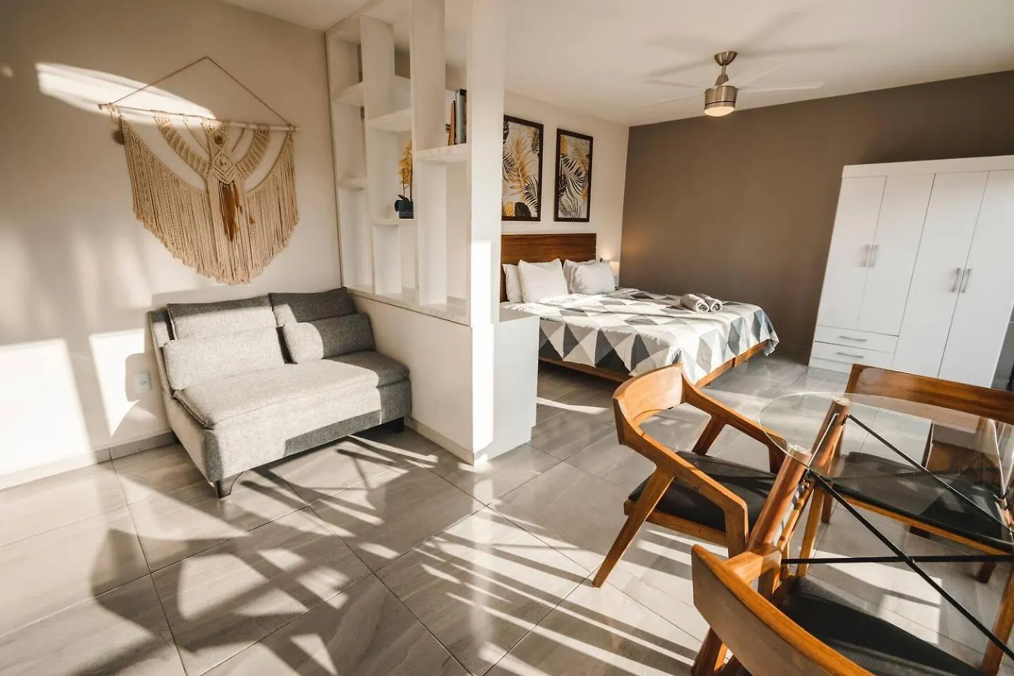 Estudio, Wifi, Tv, Cocina, Gym, Alberca, Seguridad Playa del Carmen