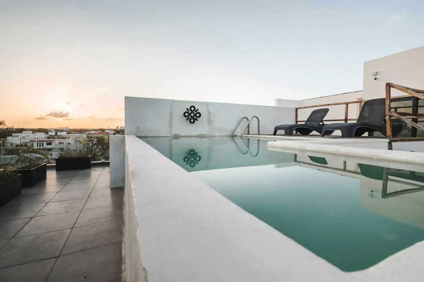Estudio, Wifi, Tv, Cocina, Gym, Alberca, Seguridad Playa del Carmen